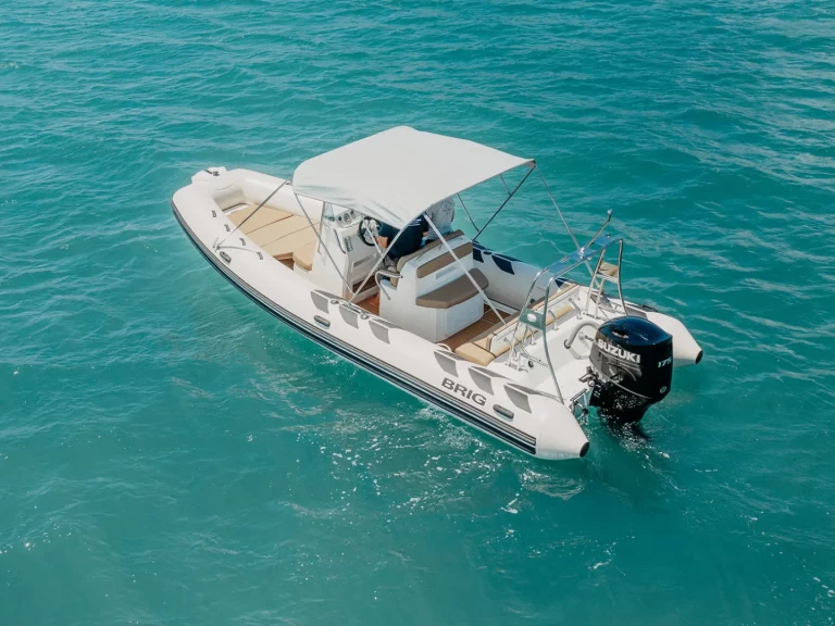 Alquiler de embarcaciones Brig Navigator 700 enPort d'Alcudia en Samboat