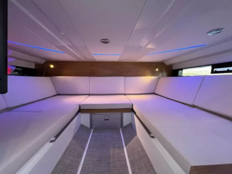 Alquiler Port d'Alcudia - De Antonio 36 en SamBoat