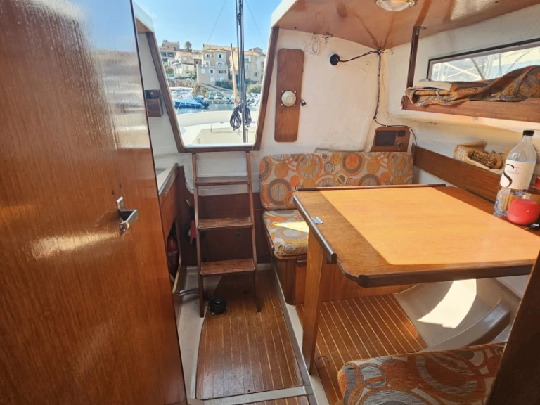 Velero para alquilar Isolella al mejor precio