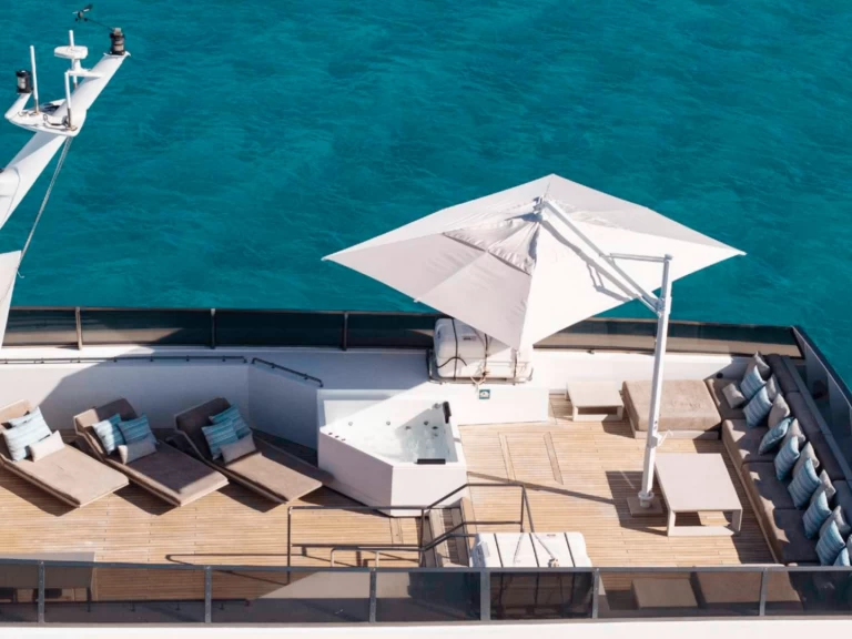 Alquiler de Yate de lujo, con o sin patrón Custom Royal Yacht Ibiza (Ciudad)