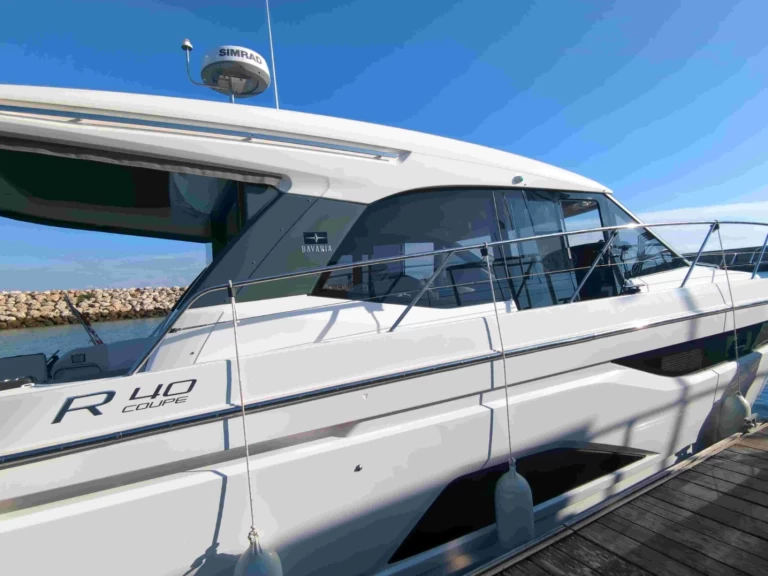 Alquiler de embarcaciones Bavaria R40 Coupe enCádiz en Samboat
