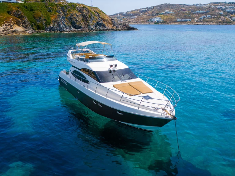 Alquiler de embarcaciones Azimut Azimut 58 enÓrmos Bay en Samboat