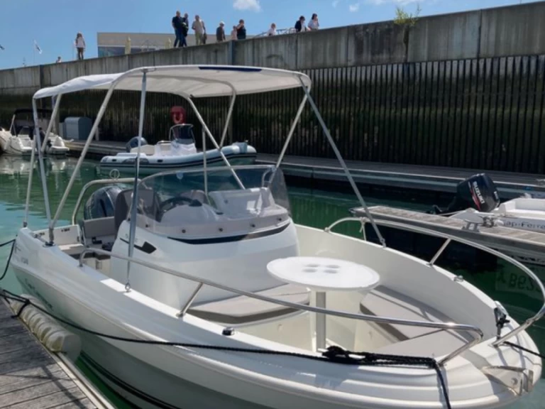 Jeanneau Cap Camarat 5.5 CC Serie 2 Style de alquiler a Palavas-les-Flots