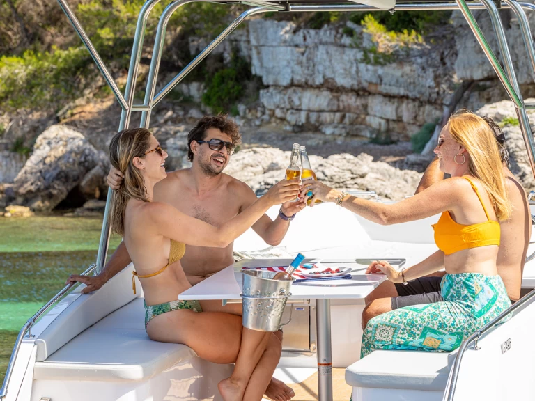 Alquiler de barcos Port Pierre Canto barato de No fuel