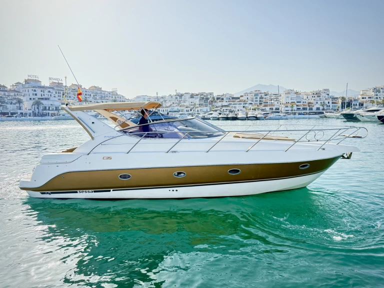 Alquiler de Sessa Marine C35 en Puerto Banús