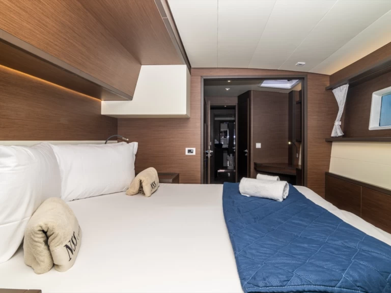 Alquiler Catamarán Lagoon con o sin  título de navegación