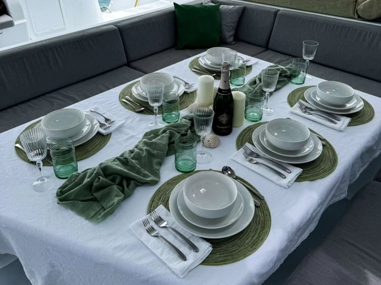 Alquiler de Custom AWATEA en Trellis Bay