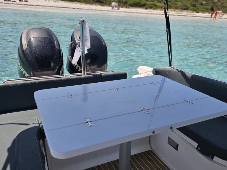 Alquiler de embarcaciones Zar ZAR 85 SL enSaint-Florent en Samboat