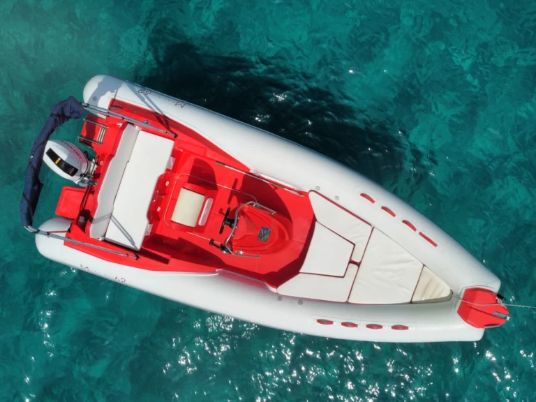 Alquiler de Magnus 6,20 en Porto Rotondo