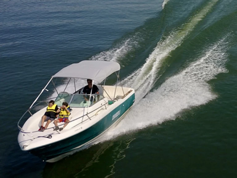 Lancha para alquilar Larmor-Plage al mejor precio