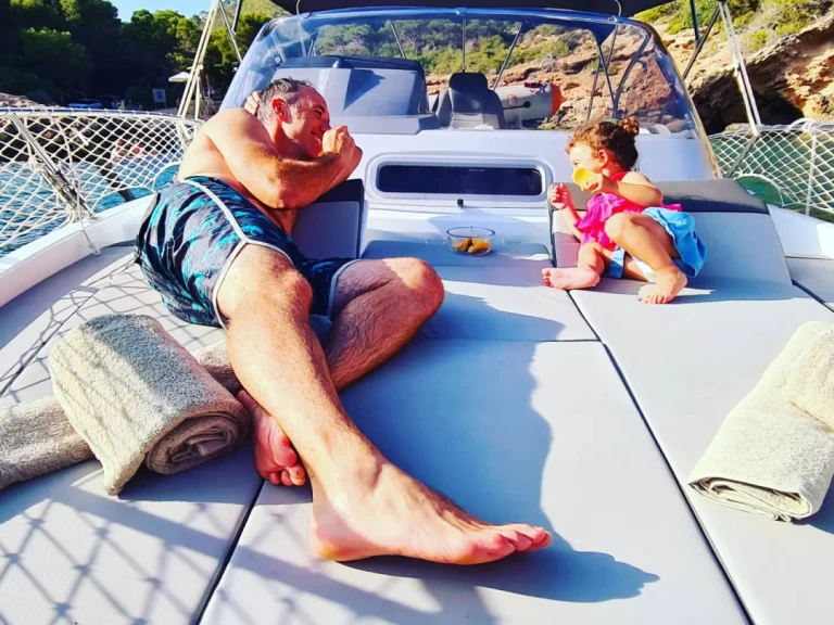 Alquiler Lancha Jeanneau con o sin  título de navegación