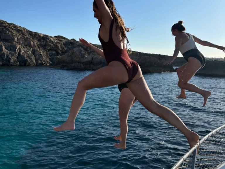 Alquiler de Lancha, con o sin patrón Jeanneau Marina Formentera