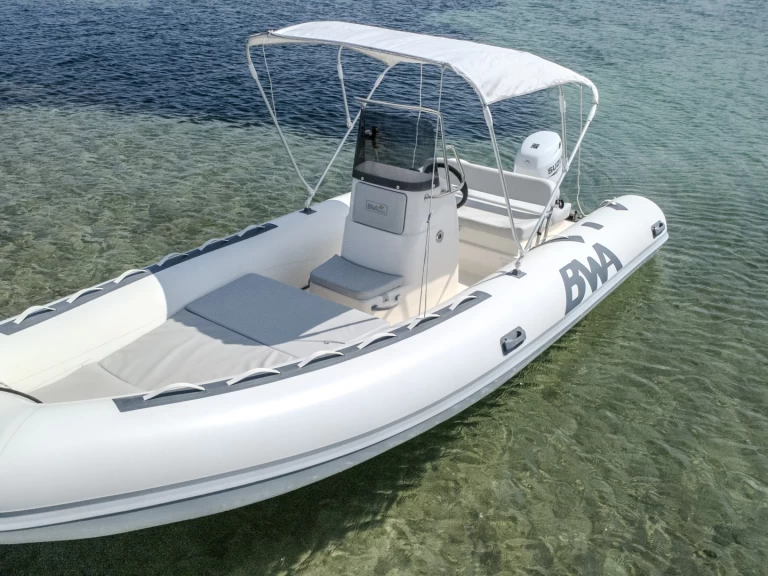 Alquiler de Bwa California 550 en Cannigione