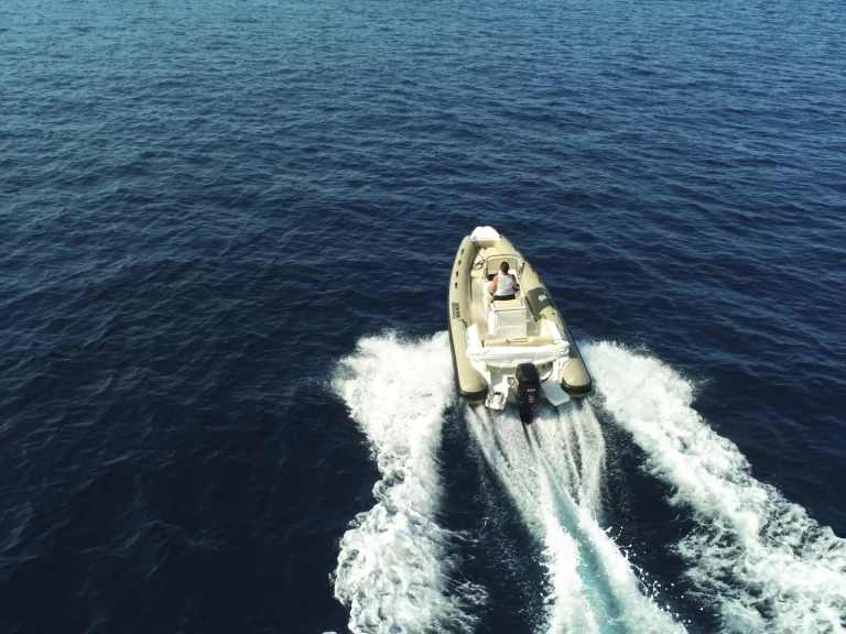 Joker Boat Coaster 580 de alquiler a Hyères