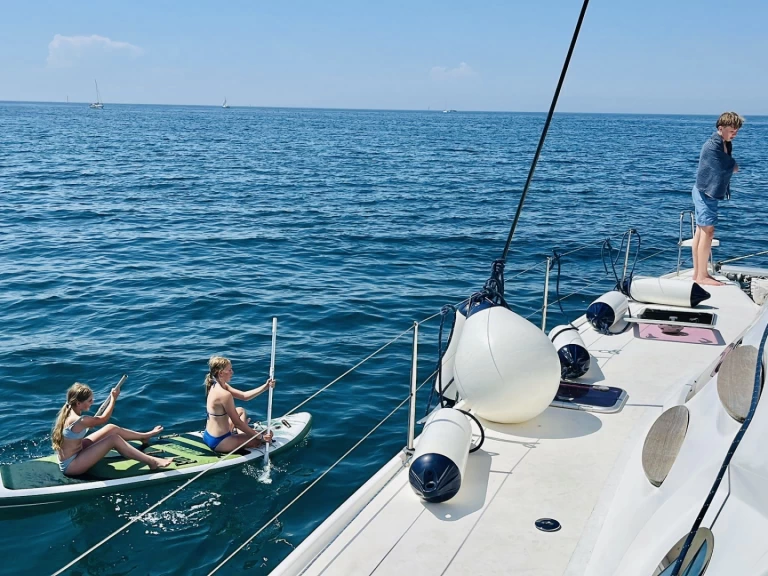 Alquiler Catamarán Nautitech con o sin  título de navegación