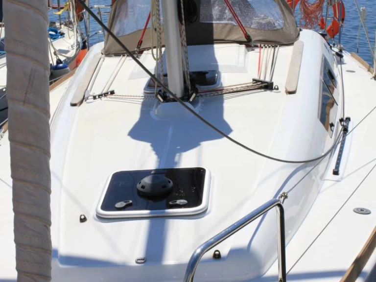 Alquiler de embarcaciones Jeanneau Sun Odyssey 33i enPuerto de Alicante en Samboat