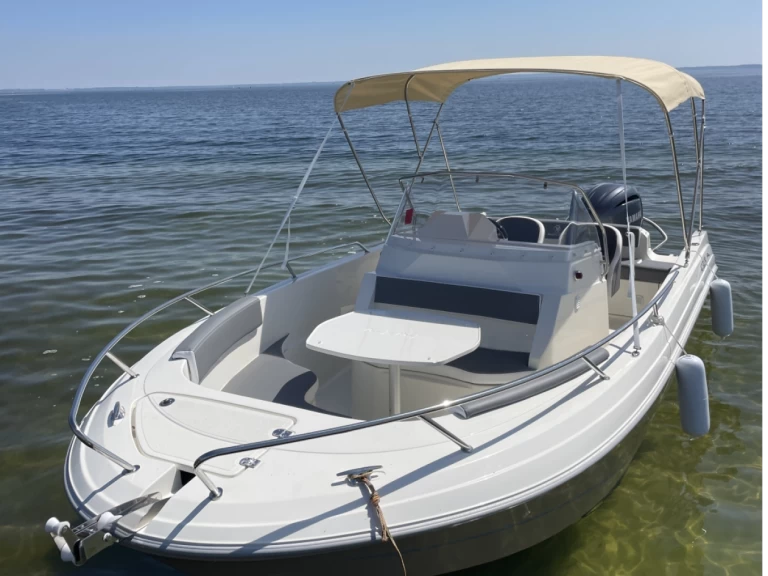 Alquiler de embarcaciones Pacific Craft Pacific Craft 670 Open enBiscarrosse en Samboat