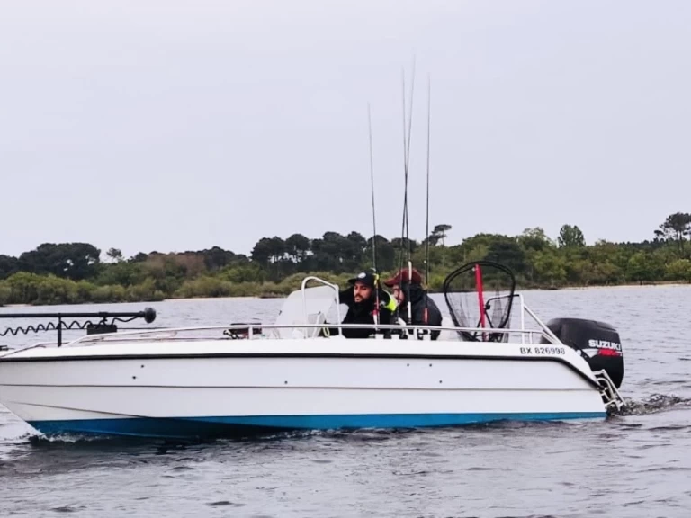 Alquiler de embarcaciones Ryds 475 GT enSanguinet en Samboat