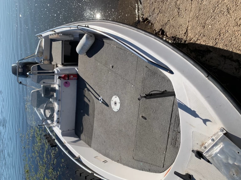 Alquiler Lancha Ryds con o sin  título de navegación