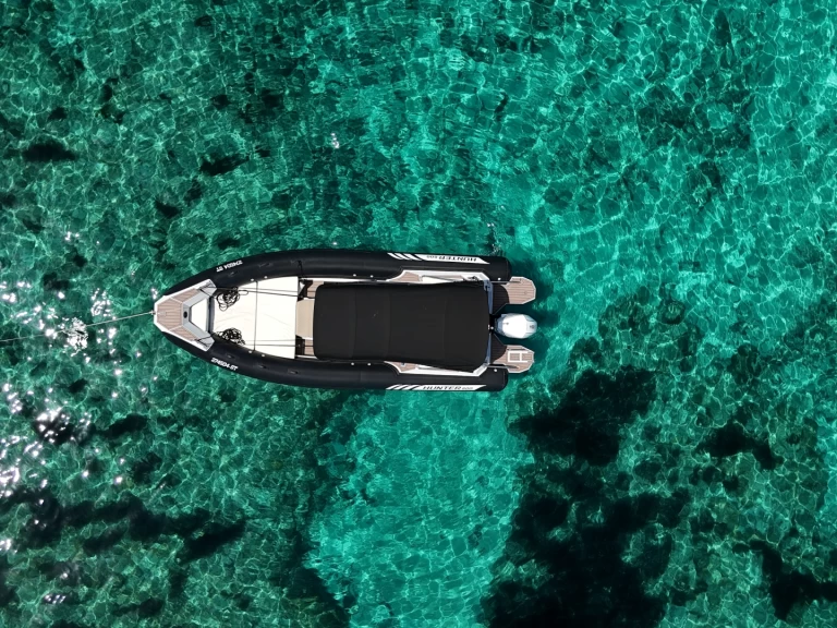 Alquiler de Zenit Hunter 800 en Split