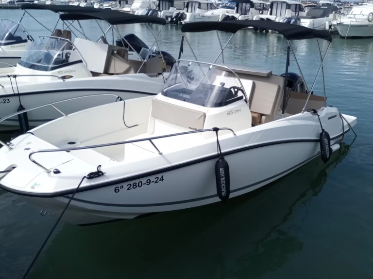 Alquiler de embarcaciones Quicksilver Activ 605 Open enCambrils en Samboat