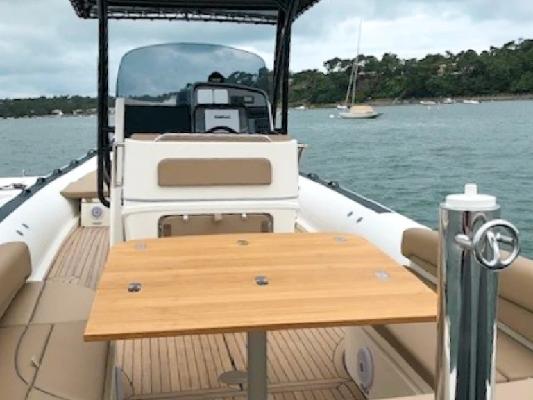 Alquiler de barcos Cap Ferret barato de BWA 33