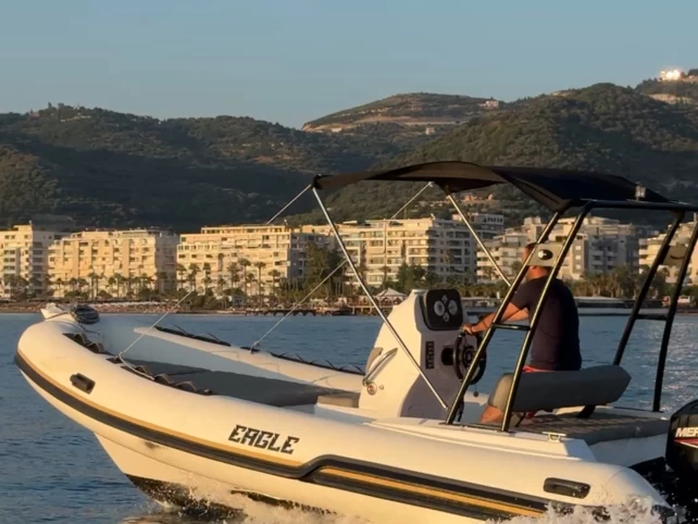 Alquiler de embarcaciones Eagle Eagle 1 enGjiri i Vlorës en Samboat