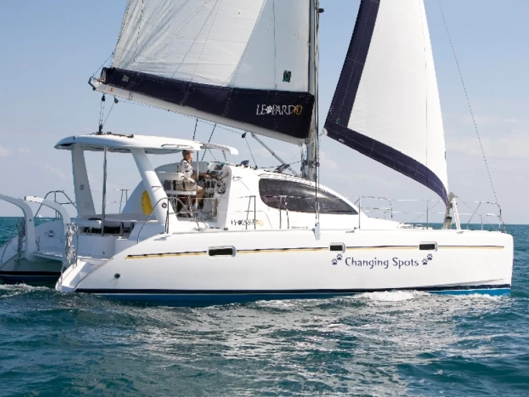 Alquiler de Leopard Catamarans / Robertson & Caine Leopard 40 en Fethiye