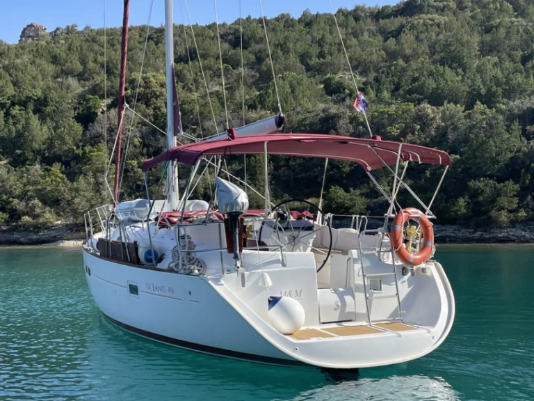 Alquiler Omiš - Bénéteau Oceanis 411 Celebration en SamBoat