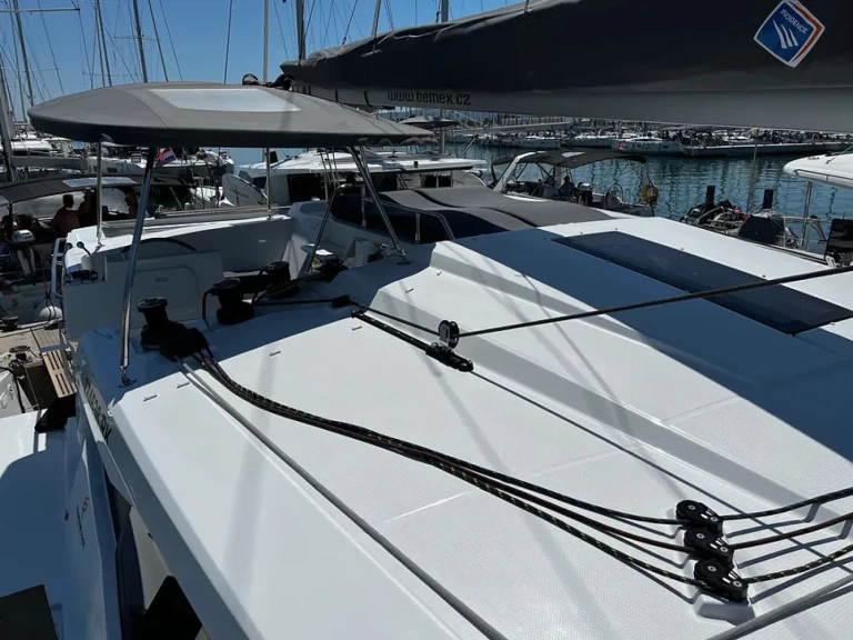 Fountaine Pajot Astrea 42 de alquiler a Pula
