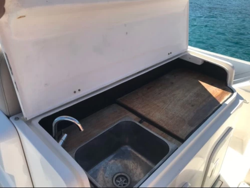 Alquiler Neumática Master con o sin  título de navegación