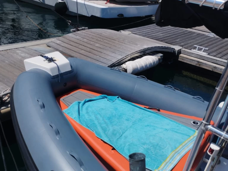 Neumática para alquilar Cannes al mejor precio