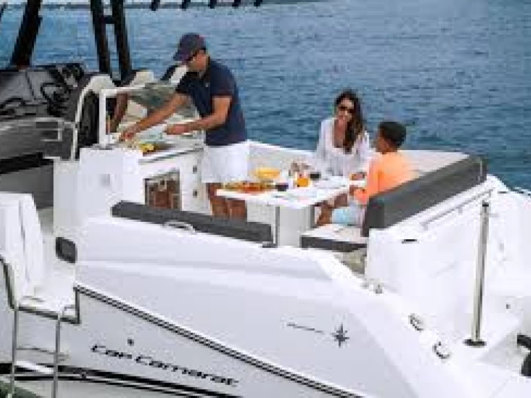 Alquiler Yate de lujo en Antibes - Jeanneau cap camarat 10.5 CC