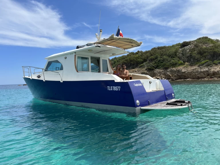 Alquiler Lancha en Sainte-Lucie de Porto-Vecchio - Meta Yacht JMF 32