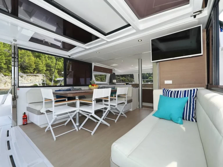 Alquiler Catamarán en Marina de Lagos - Bali Bali 4.3