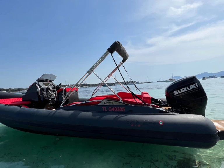 SPX RIB 24 DINETTE de alquiler a Saint-Raphaël