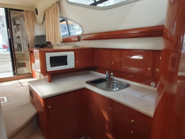 Cranchi Atlantique 40 Fly de alquiler a Nettuno