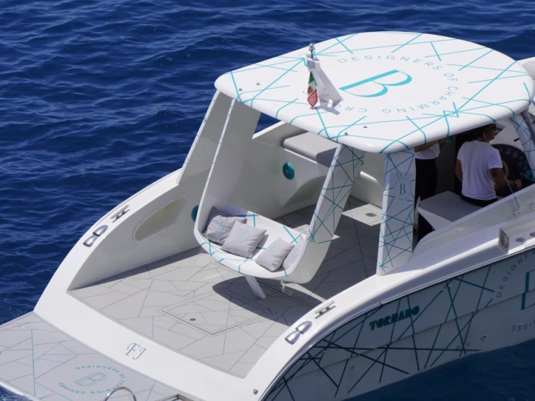 Alquiler Lancha en Amalfi - Tornado Tornado 38 Flush Deck