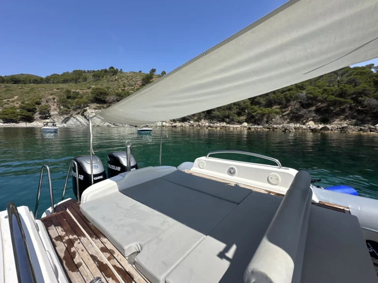 Alquiler de Neumática, con o sin patrón Duarry Roses