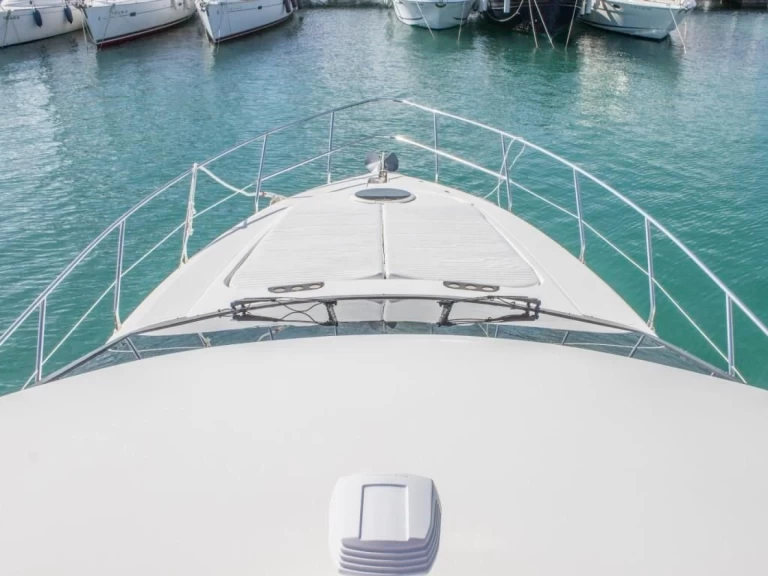 Alquiler Lancha Princess con o sin  título de navegación