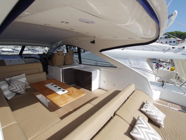 Yate de lujo para alquilar Dénia al mejor precio