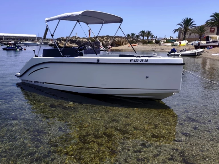 Alquiler de barcos Alicante barato de Crimat Silver 560