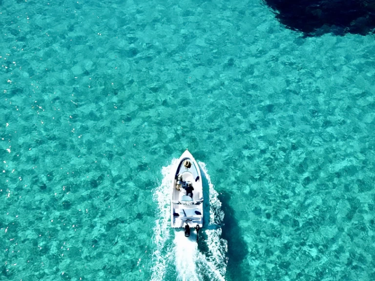 Alquiler de Poseidon BlueWater 170 en Agios Nikolaos