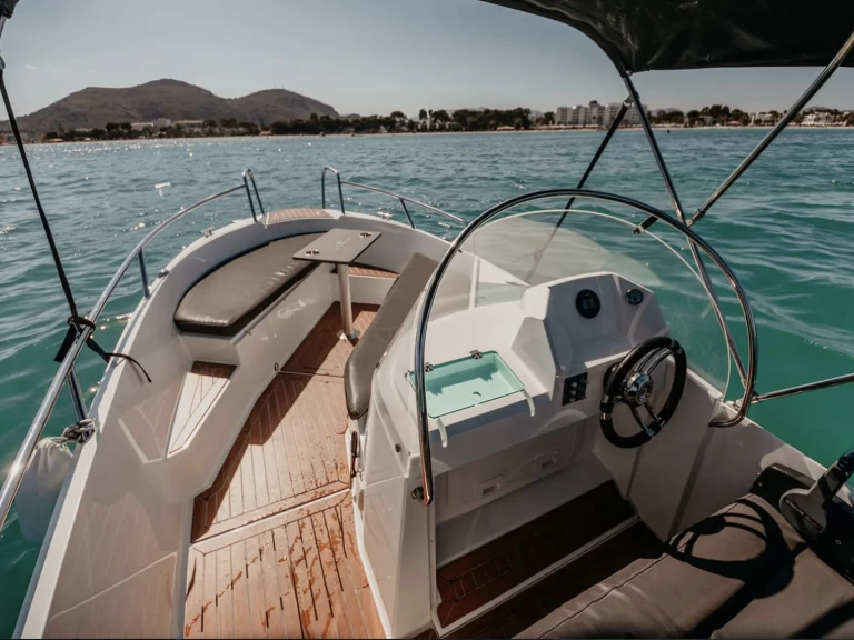 Oceanmaster 470 de alquiler a Port d'Alcudia