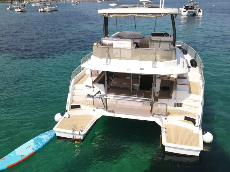 Catamarán para alquilar Hyères al mejor precio