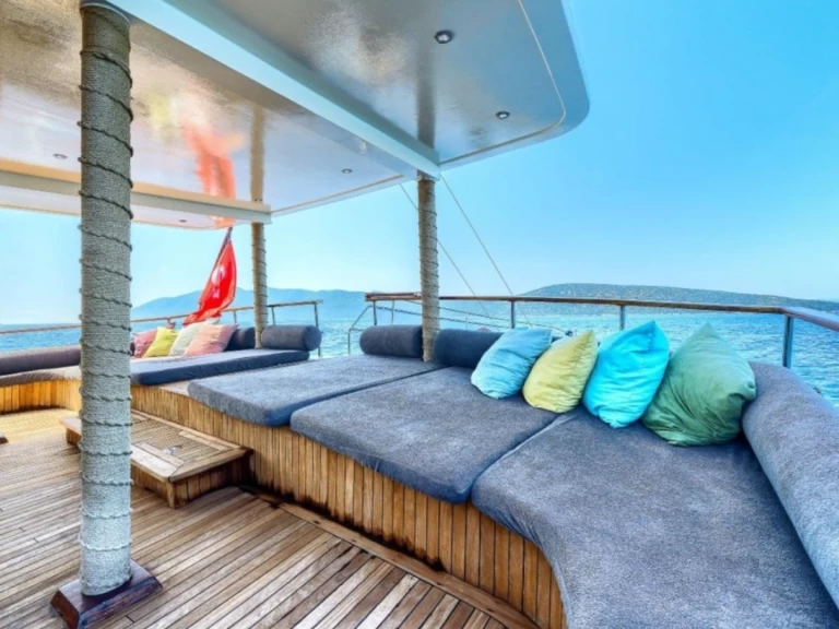 Custom Made D120 de alquiler a Bodrum