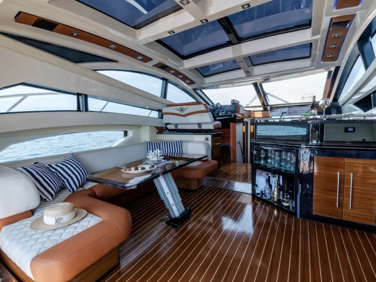 Marquis 500 de alquiler a Puerto Vallarta