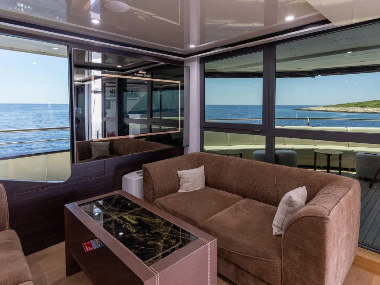 Yate de lujo para alquilar Split al mejor precio