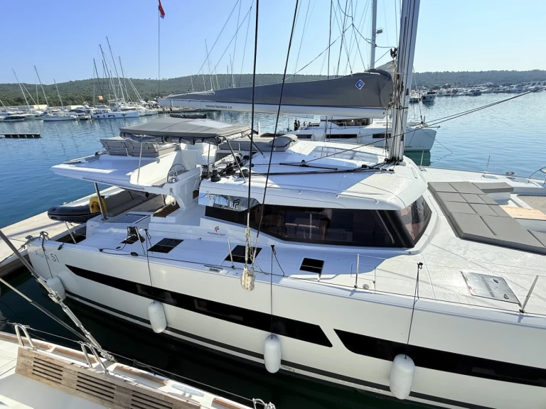 Fountaine Pajot Aura 51 de alquiler a Sukošan