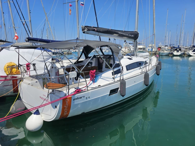 Velero para alquilar Izola al mejor precio